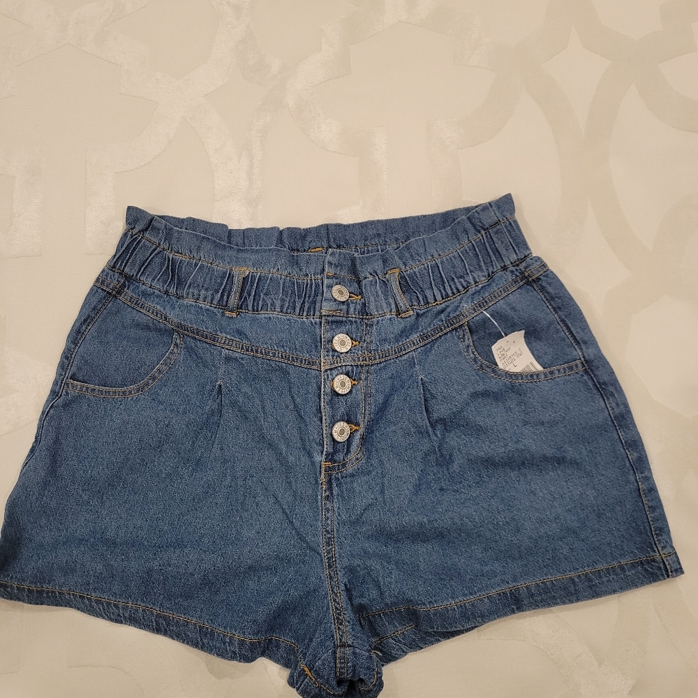 Brand New- Love Tree Paper bag Denim Shorts